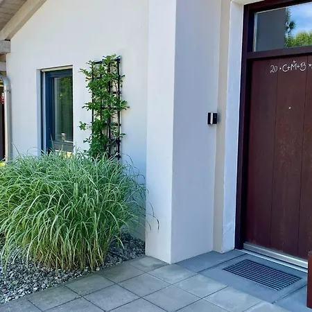 Vroni Apartment *